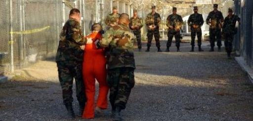 Guantanamo-Haeftling wird abgefuehrt
